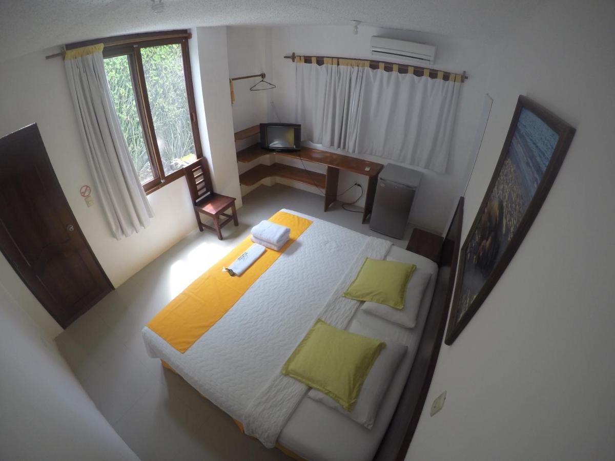 Hotel La Gran Tortuga - ᯤ Starlink Puerto Villamil Dış mekan fotoğraf