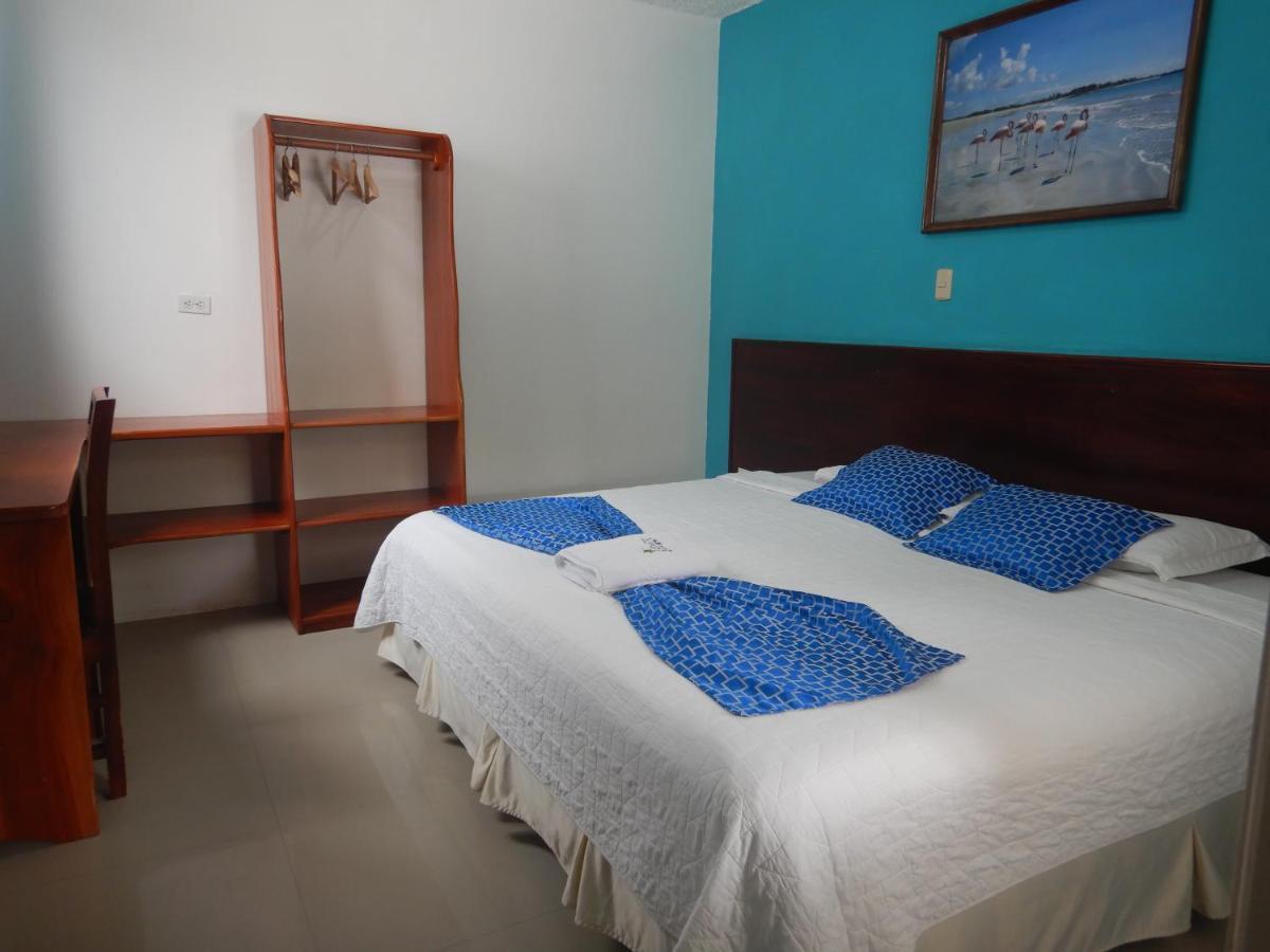 Hotel La Gran Tortuga - ᯤ Starlink Puerto Villamil Dış mekan fotoğraf