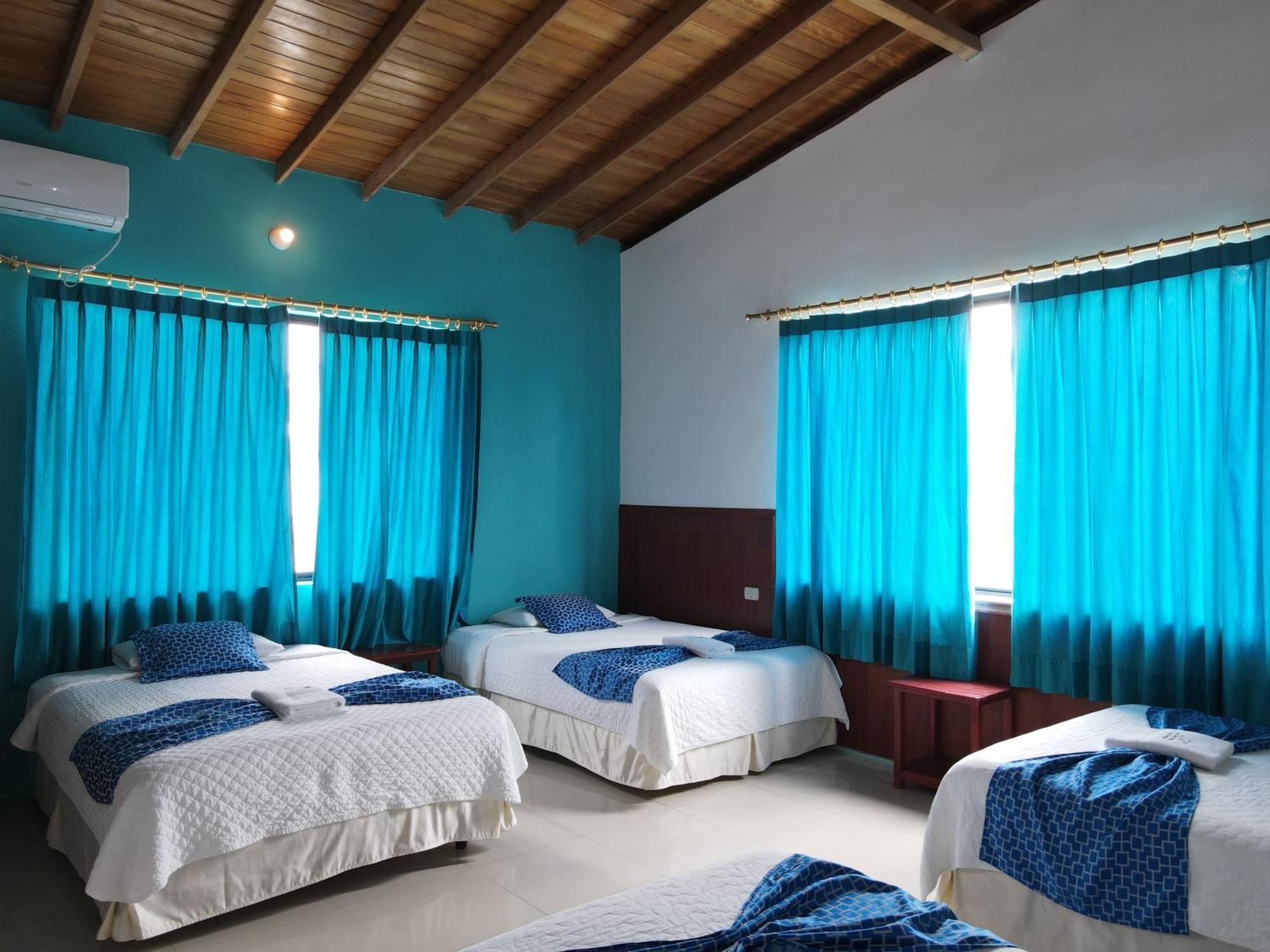 Hotel La Gran Tortuga - ᯤ Starlink Puerto Villamil Dış mekan fotoğraf