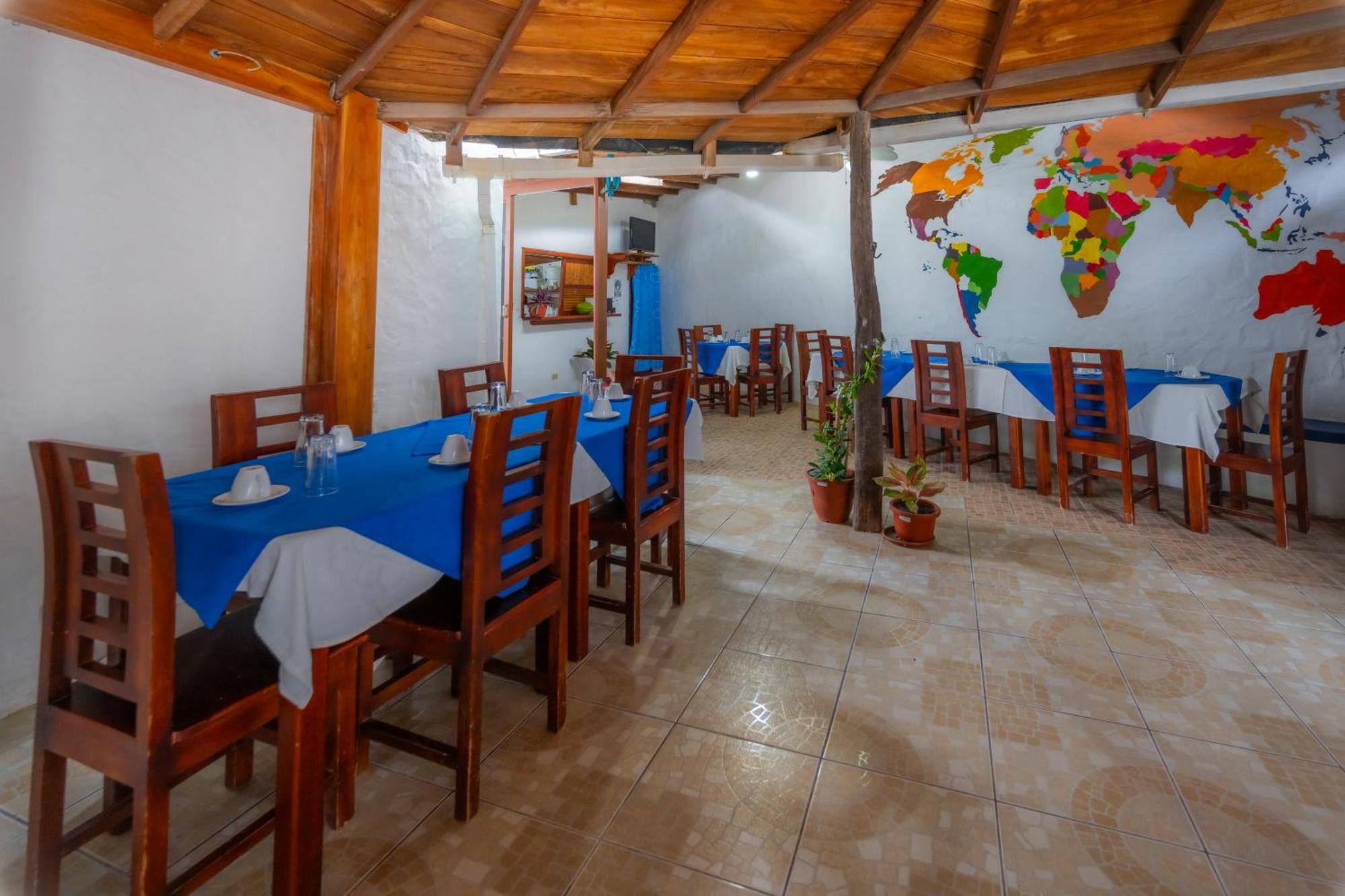 Hotel La Gran Tortuga - ᯤ Starlink Puerto Villamil Dış mekan fotoğraf